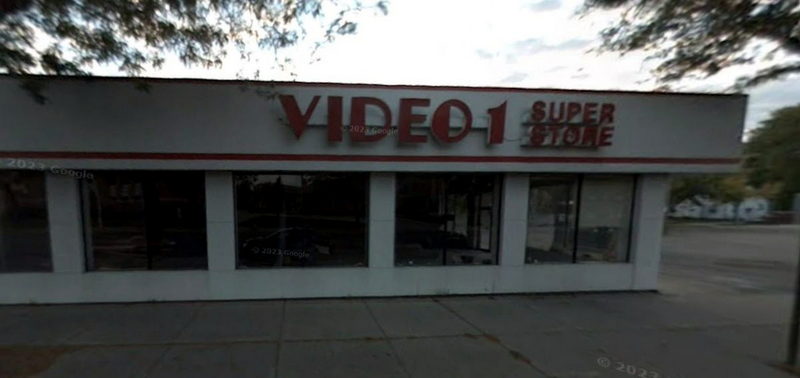 Hollywood Video - Berkley - 2160 Coolidge Hwy (newer photo)